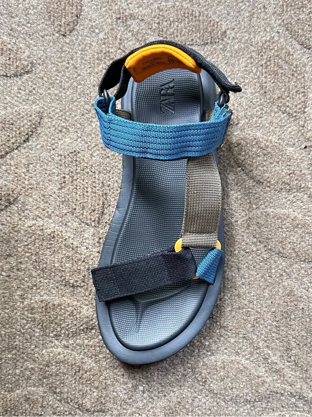 Men’s Zara Straps Sandals Size 9 - 42 Narrow.